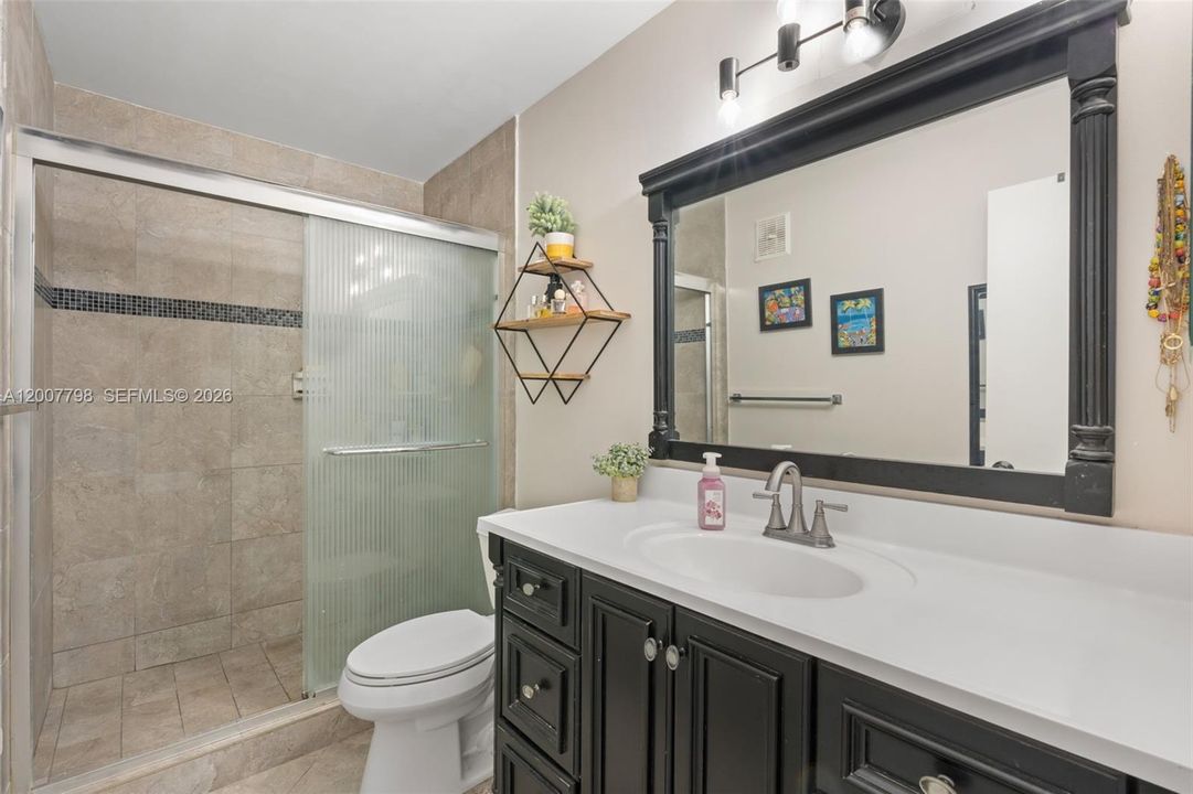 For Sale: $365,000 (3 beds, 2 baths, 1434 Square Feet)