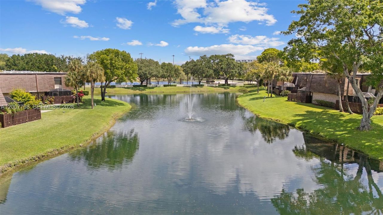For Sale: $365,000 (3 beds, 2 baths, 1434 Square Feet)