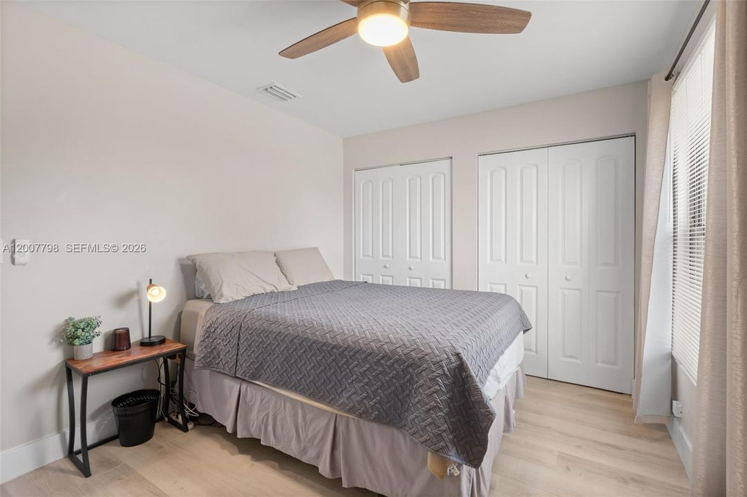 For Sale: $365,000 (3 beds, 2 baths, 1434 Square Feet)