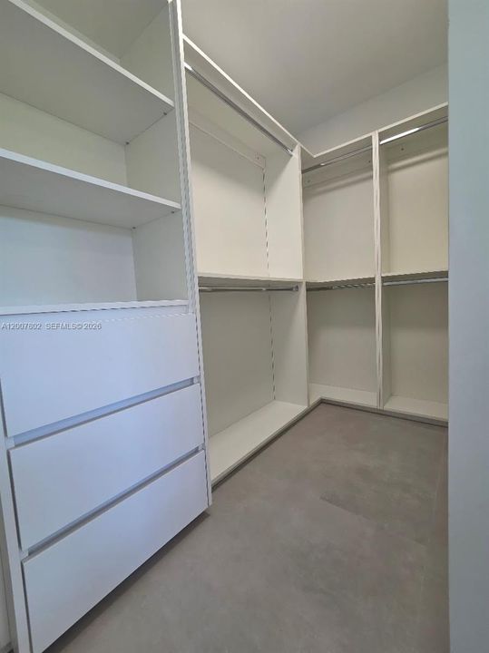 For Sale: $535,000 (3 beds, 2 baths, 1680 Square Feet)