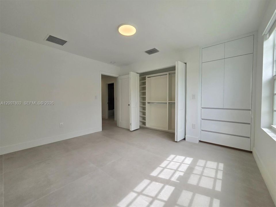 For Sale: $535,000 (3 beds, 2 baths, 1680 Square Feet)