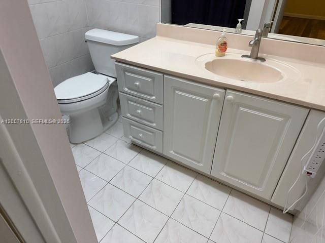 En Venta: $379,000 (2 camas, 2 baños, 1020 Pies cuadrados)