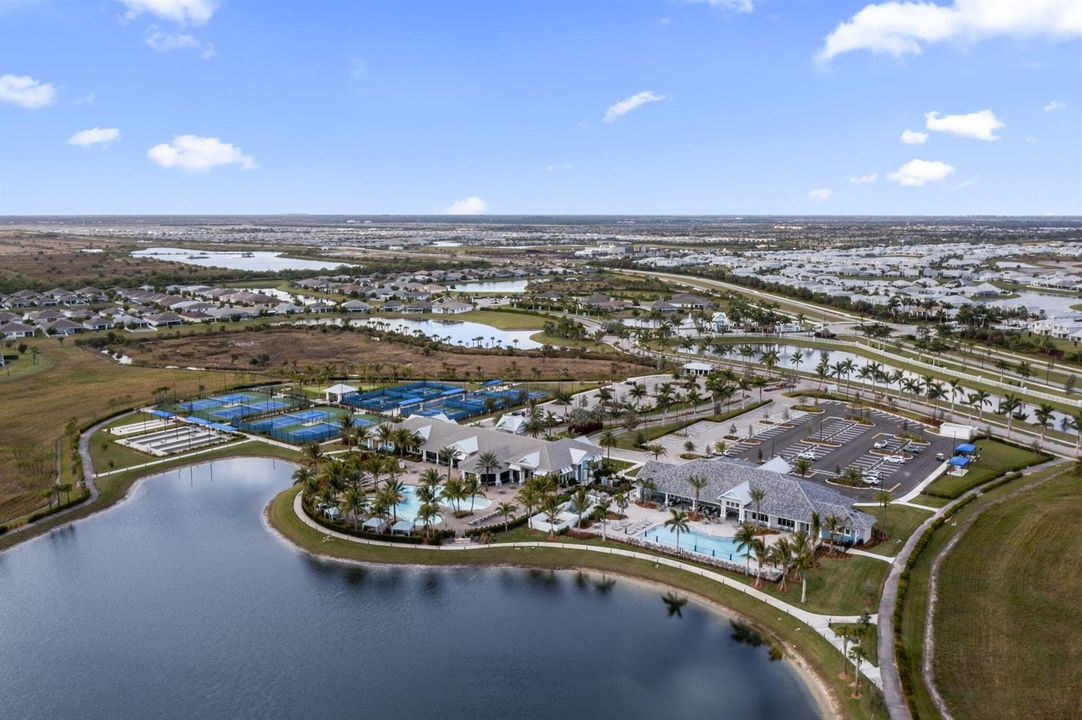 Community aerial