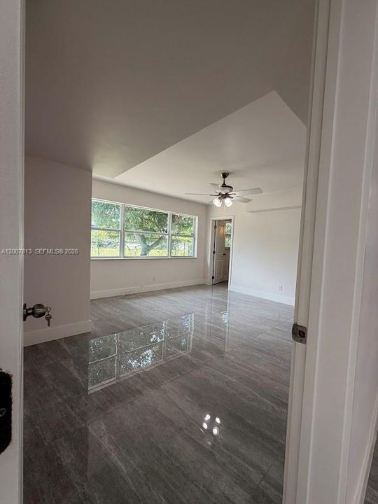 Activo con contrato: $399,000 (3 camas, 2 baños, 1249 Pies cuadrados)