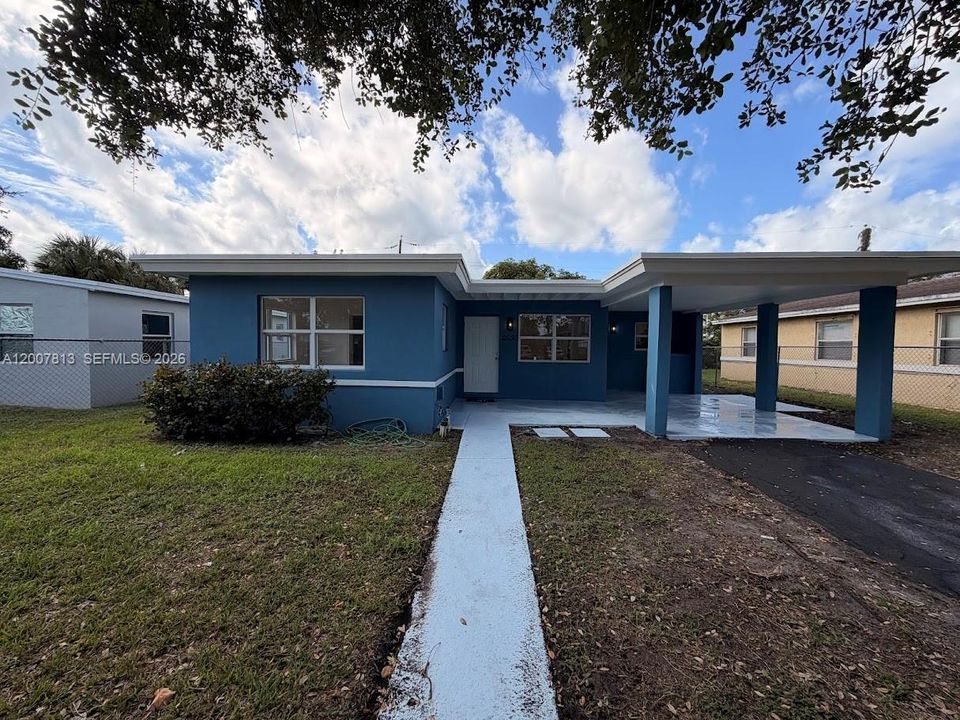 Activo con contrato: $399,000 (3 camas, 2 baños, 1249 Pies cuadrados)