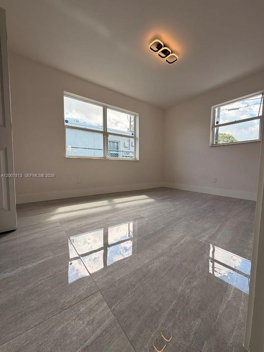 Activo con contrato: $399,000 (3 camas, 2 baños, 1249 Pies cuadrados)