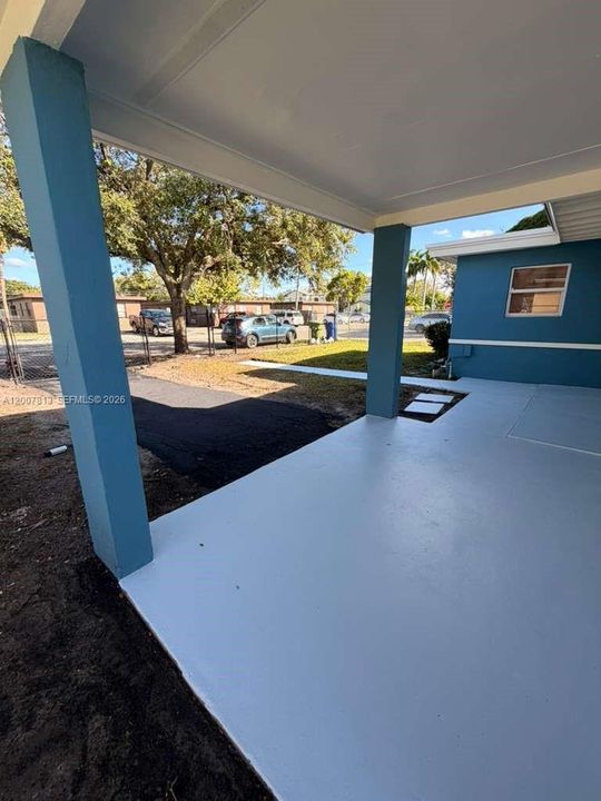 Activo con contrato: $399,000 (3 camas, 2 baños, 1249 Pies cuadrados)