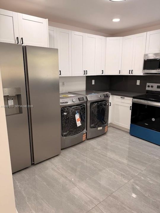 Activo con contrato: $399,000 (3 camas, 2 baños, 1249 Pies cuadrados)