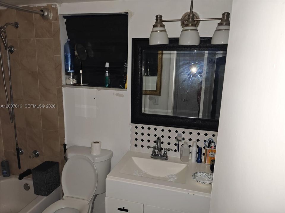 En Venta: $99,500 (1 camas, 1 baños, 670 Pies cuadrados)