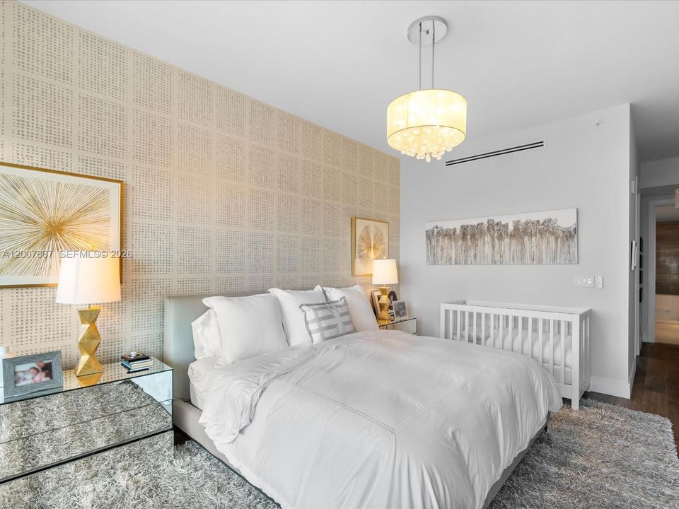For Sale: $1,560,000 (4 beds, 5 baths, 2237 Square Feet)