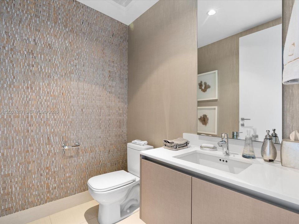 For Sale: $1,560,000 (4 beds, 5 baths, 2237 Square Feet)