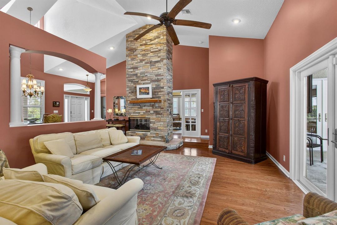 V1 22 FR to Fireplace to Den_Office 20-p
