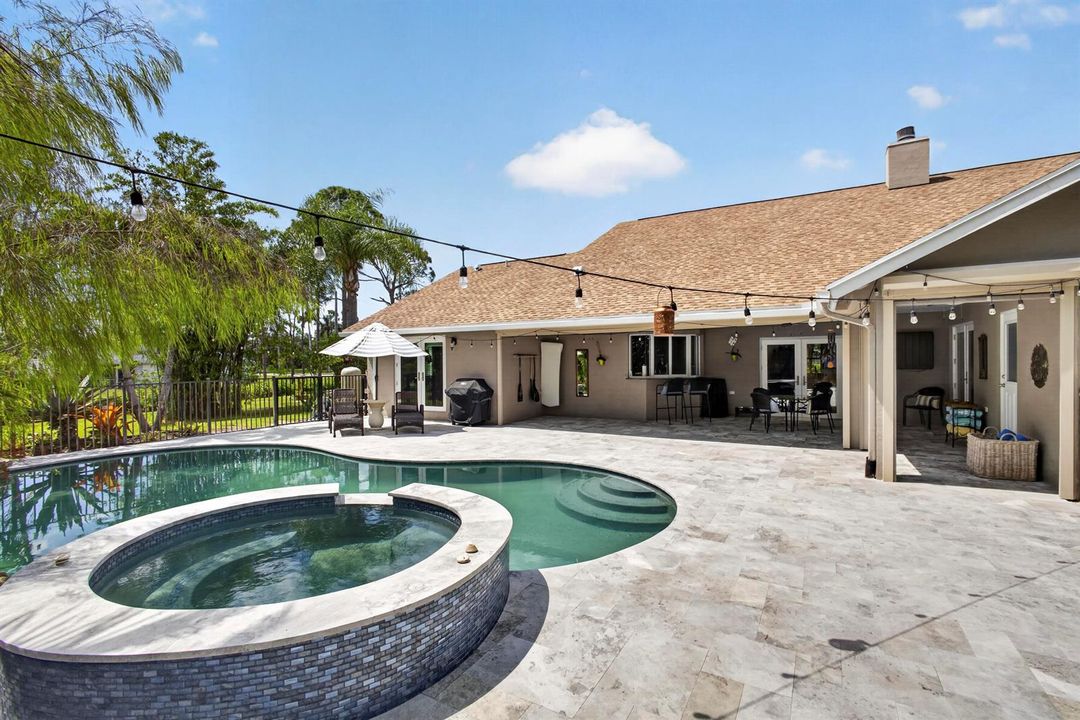 V1 40 Pool to House 57-print-BS1A2533