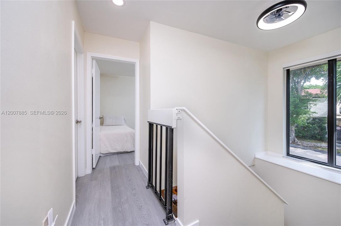 Activo con contrato: $460,000 (3 camas, 2 baños, 1600 Pies cuadrados)