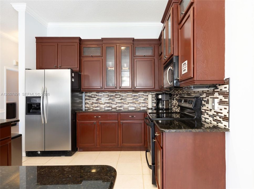 В аренду: $3,700 (3 спален, 2 ванн, 2081 Квадратных фут)