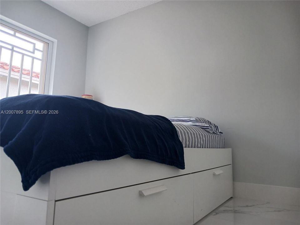 For Sale: $522,900 (3 beds, 2 baths, 1221 Square Feet)