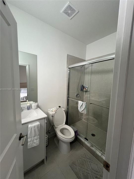 For Sale: $475,000 (3 beds, 2 baths, 1393 Square Feet)