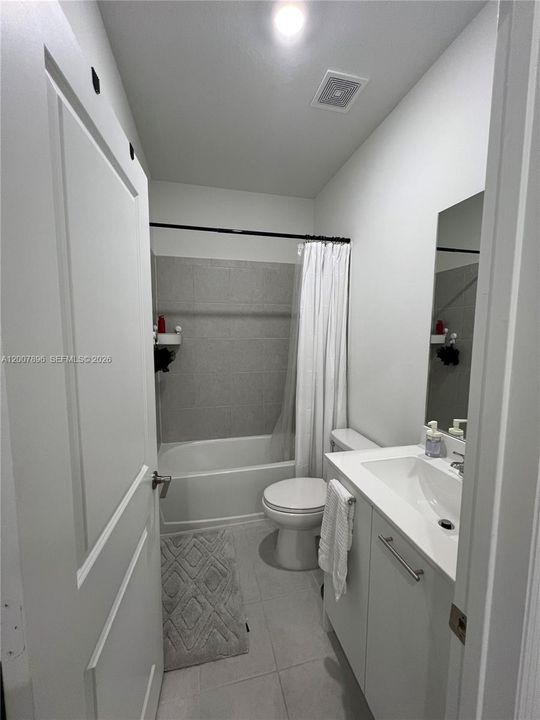 For Sale: $475,000 (3 beds, 2 baths, 1393 Square Feet)