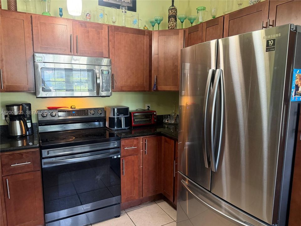 Active With Contract: $539,000 (3 beds, 2 baths, 1502 Square Feet)