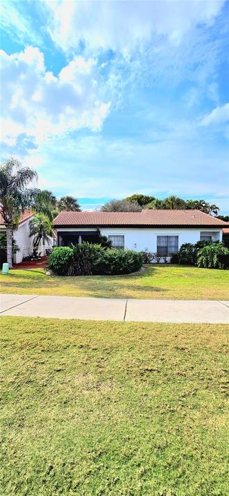 En Venta: $462,000 (2 camas, 2 baños, 1490 Pies cuadrados)
