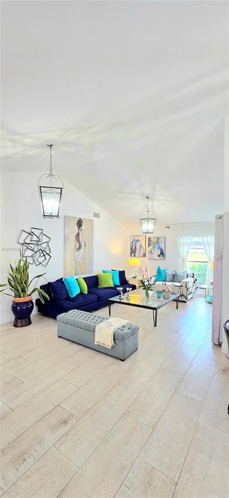 En Venta: $462,000 (2 camas, 2 baños, 1490 Pies cuadrados)