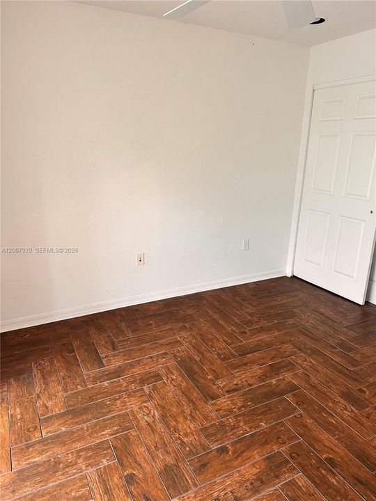 For Sale: $220,000 (2 beds, 2 baths, 1286 Square Feet)