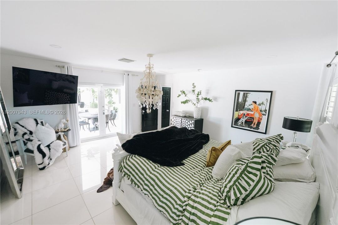 For Sale: $2,350,000 (4 beds, 3 baths, 4164 Square Feet)
