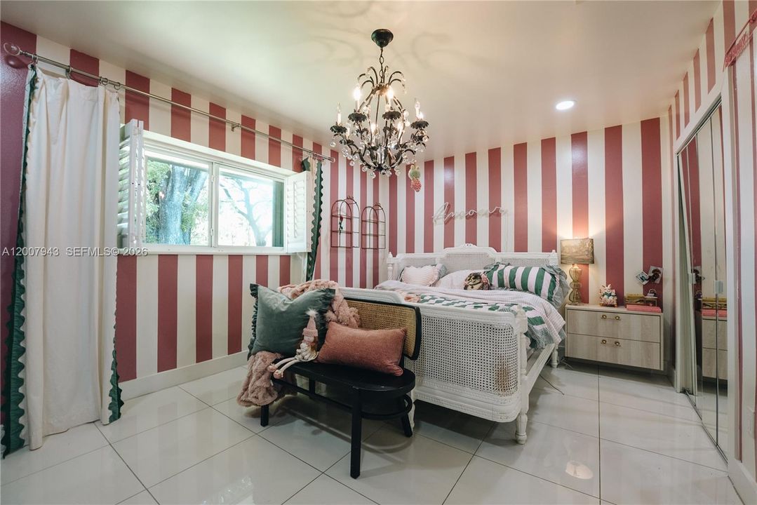 For Sale: $2,350,000 (4 beds, 3 baths, 4164 Square Feet)