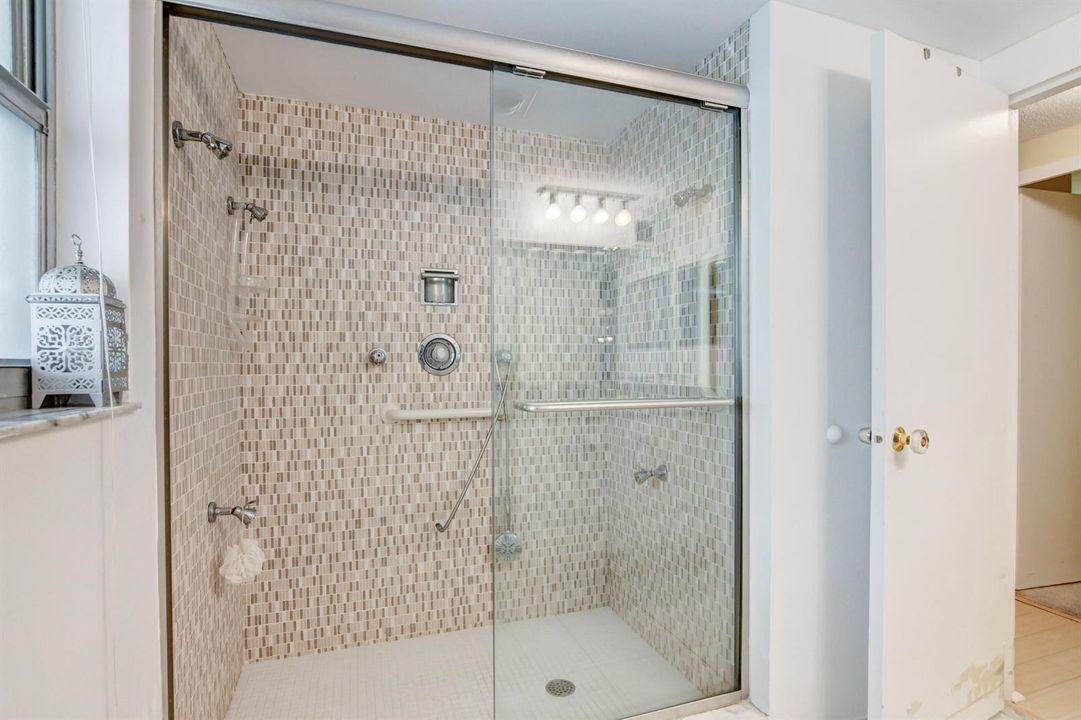 Second Bathroom with Shower
