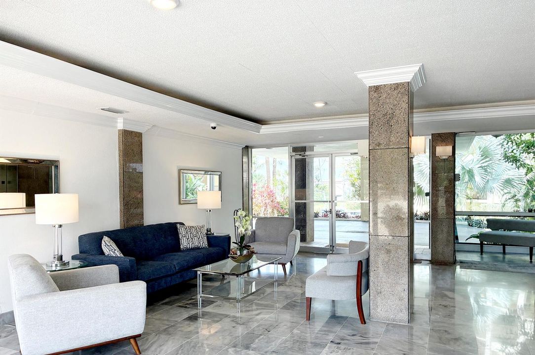 La Bonne Vie Lobby