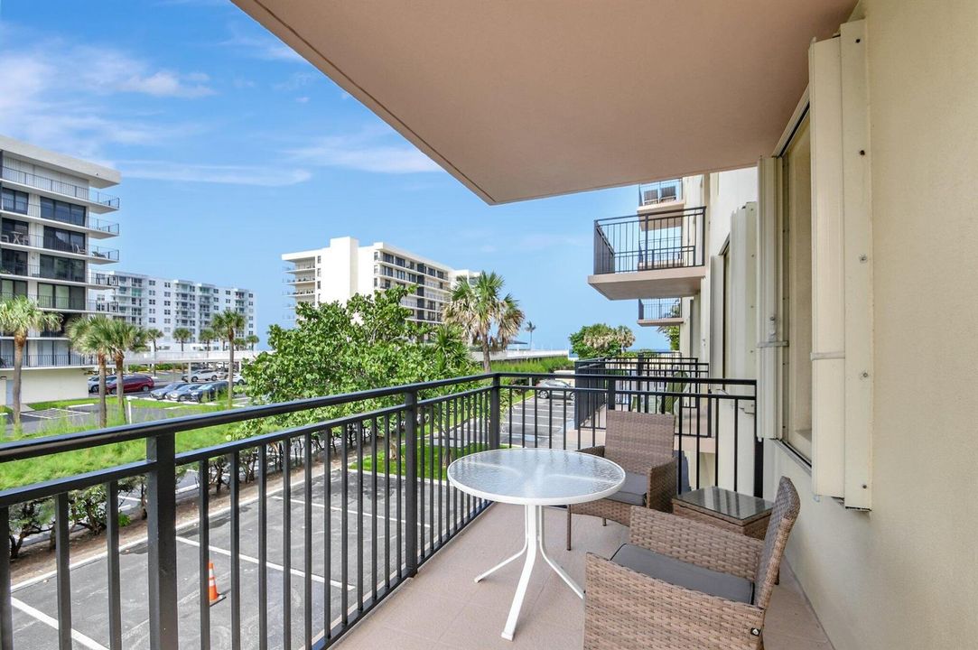 Living Room Balcony - Looking East