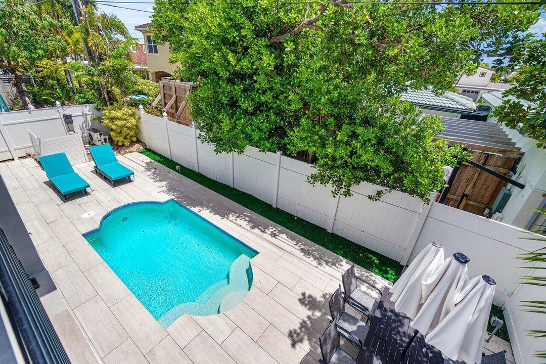 2724 North Ocean Blvd