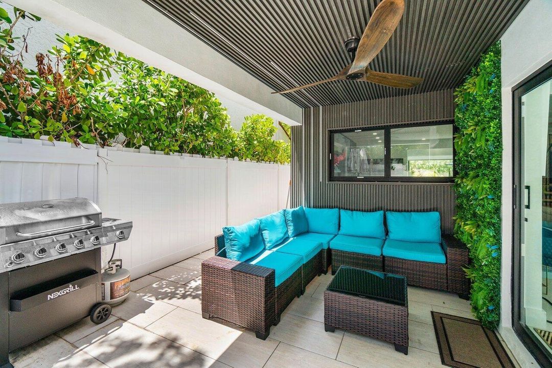 2724 North Ocean Blvd