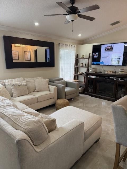 For Sale: $470,000 (3 beds, 2 baths, 2003 Square Feet)
