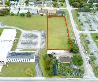 待售: $999,999 (1.21 acres)