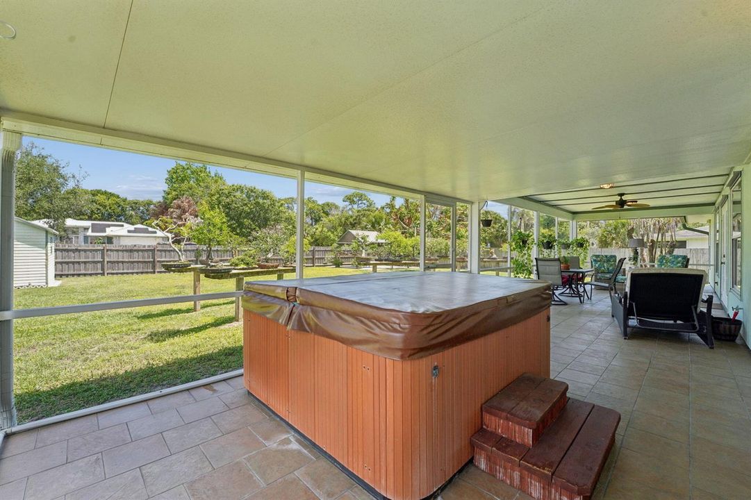 Screened Back Porch