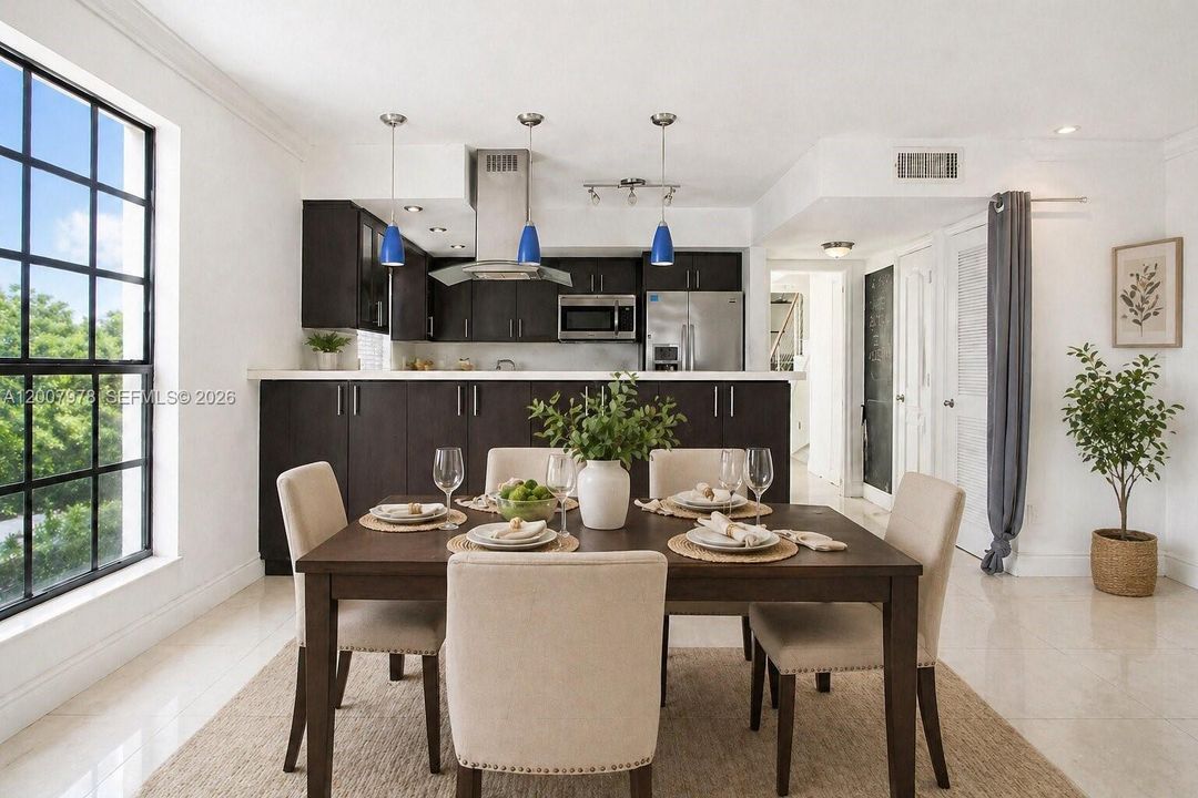 На продажу: $395,000 (3 спален, 2 ванн, 1640 Квадратных фут)