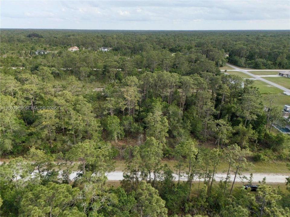 待售: $18,000 (0.50 acres)