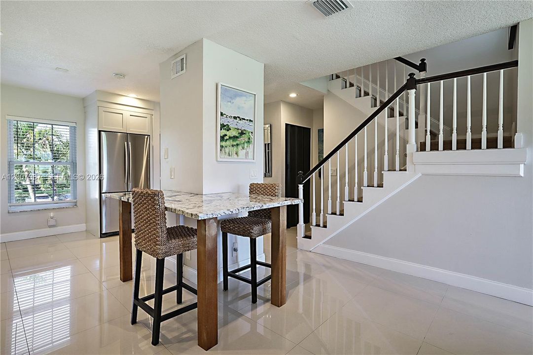 2 bedrooms and 2 bathrooms upsatirs.