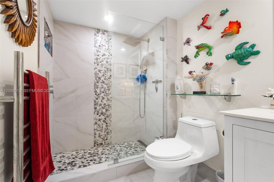 Activo con contrato: $389,888 (2 camas, 2 baños, 1153 Pies cuadrados)