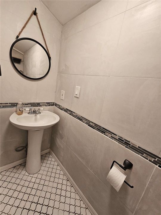 For Sale: $747,000 (5 beds, 5 baths, 0 Square Feet)