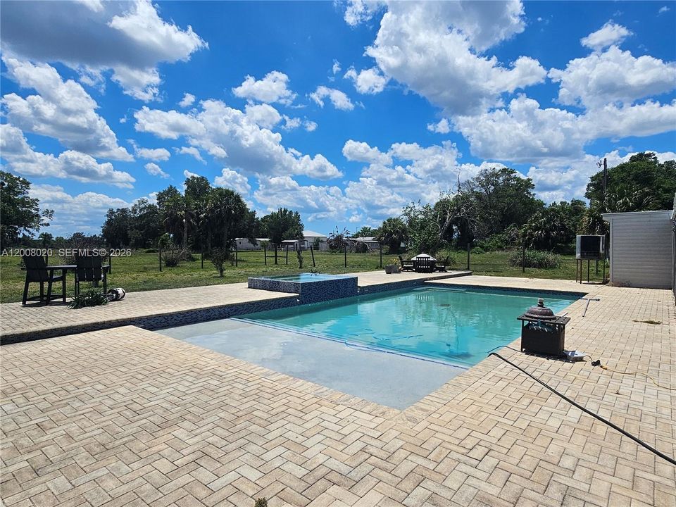 For Sale: $747,000 (5 beds, 5 baths, 0 Square Feet)