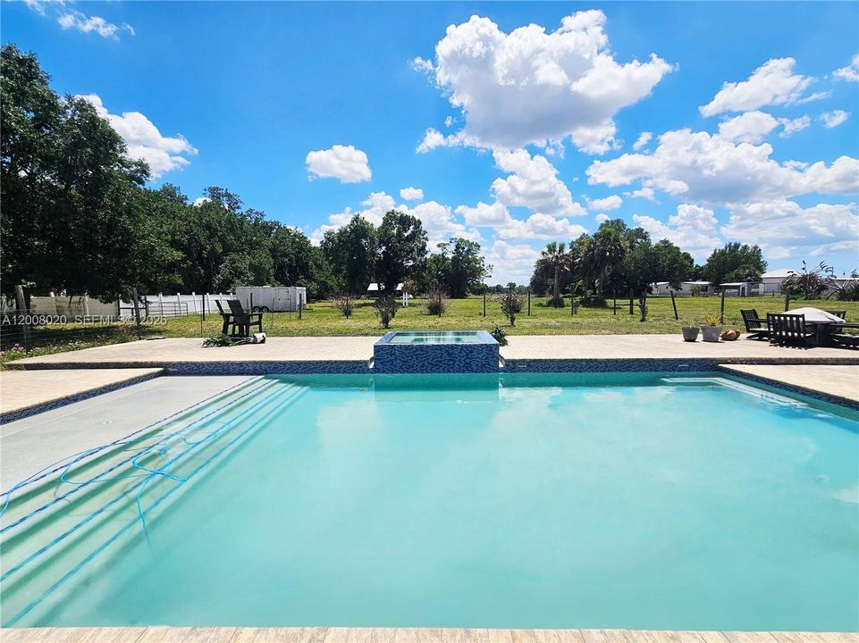 For Sale: $747,000 (5 beds, 5 baths, 0 Square Feet)
