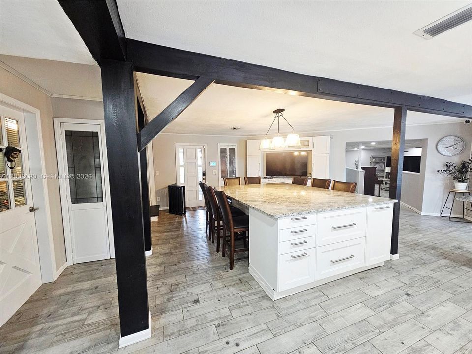 For Sale: $747,000 (5 beds, 5 baths, 0 Square Feet)