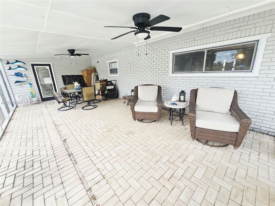 For Sale: $747,000 (5 beds, 5 baths, 0 Square Feet)