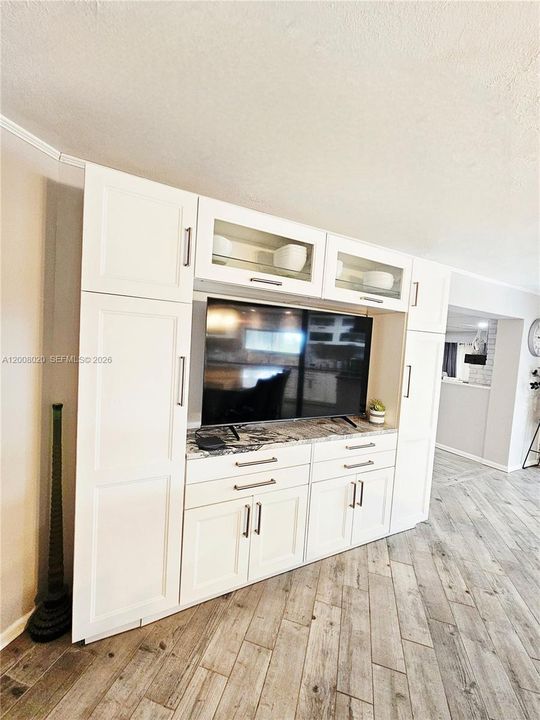 For Sale: $747,000 (5 beds, 5 baths, 0 Square Feet)