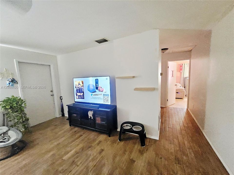 For Sale: $747,000 (5 beds, 5 baths, 0 Square Feet)