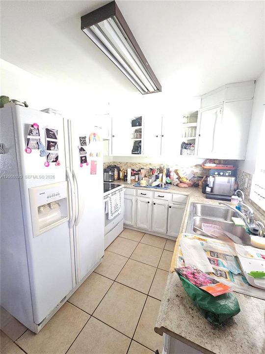 For Sale: $747,000 (5 beds, 5 baths, 0 Square Feet)