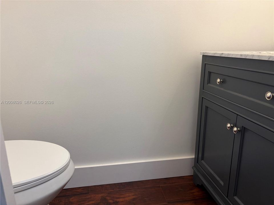 For Sale: $400,000 (4 beds, 2 baths, 2080 Square Feet)