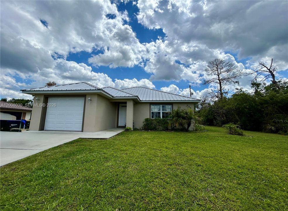 En Venta: $274,500 (3 camas, 2 baños, 0 Pies cuadrados)